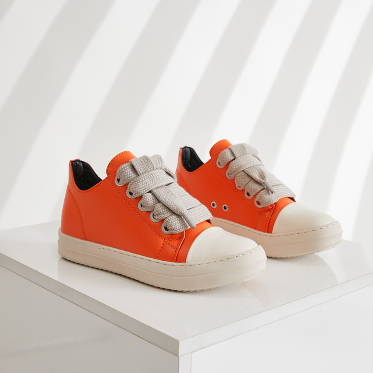 519,男士女士运动鞋，休闲鞋（SHEIN禁止销售）