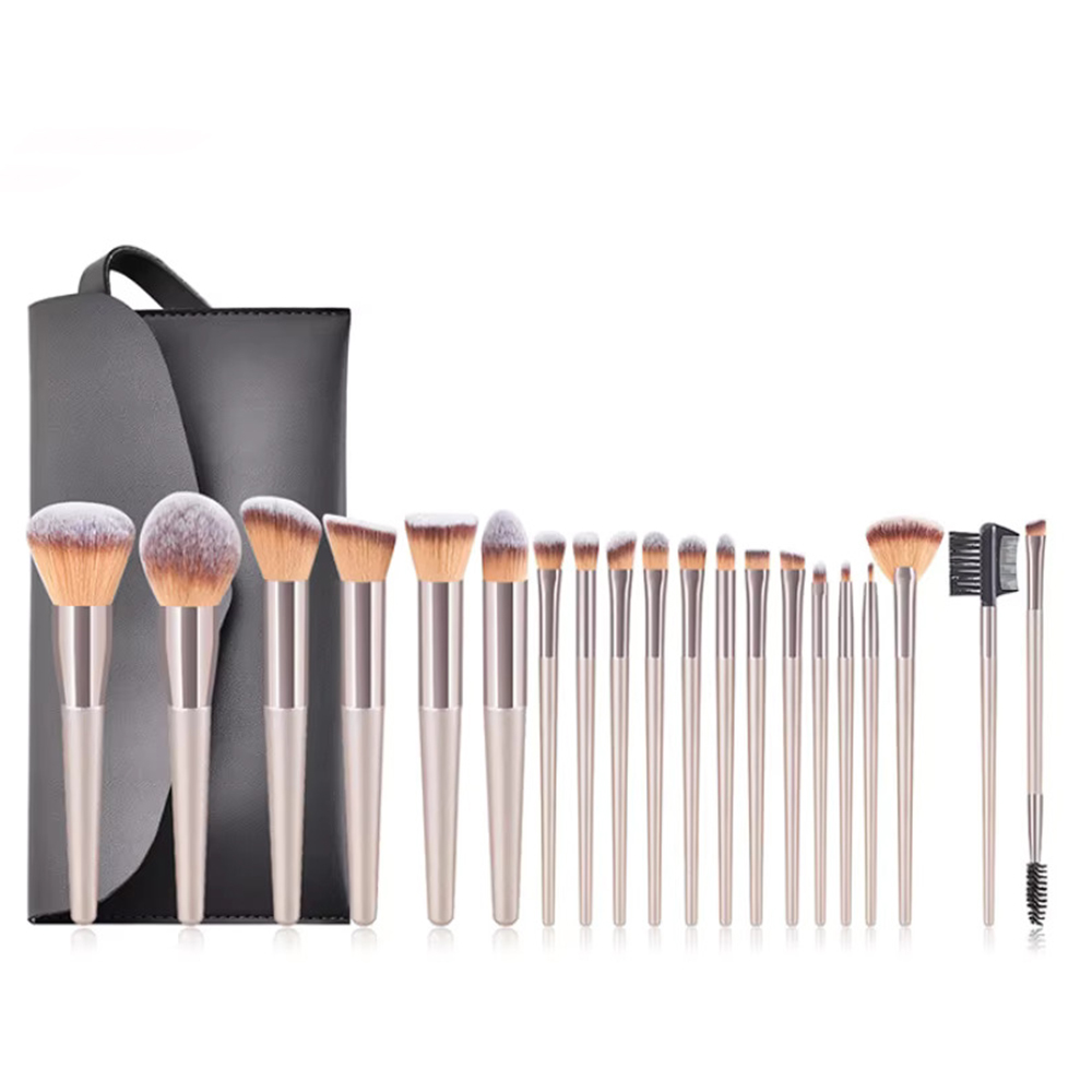 用于化妆，专业化妆刷，用于腮红眼影和遮瑕膏，柔软合成毛，使用舒适，美容工具套装+ 化妆包