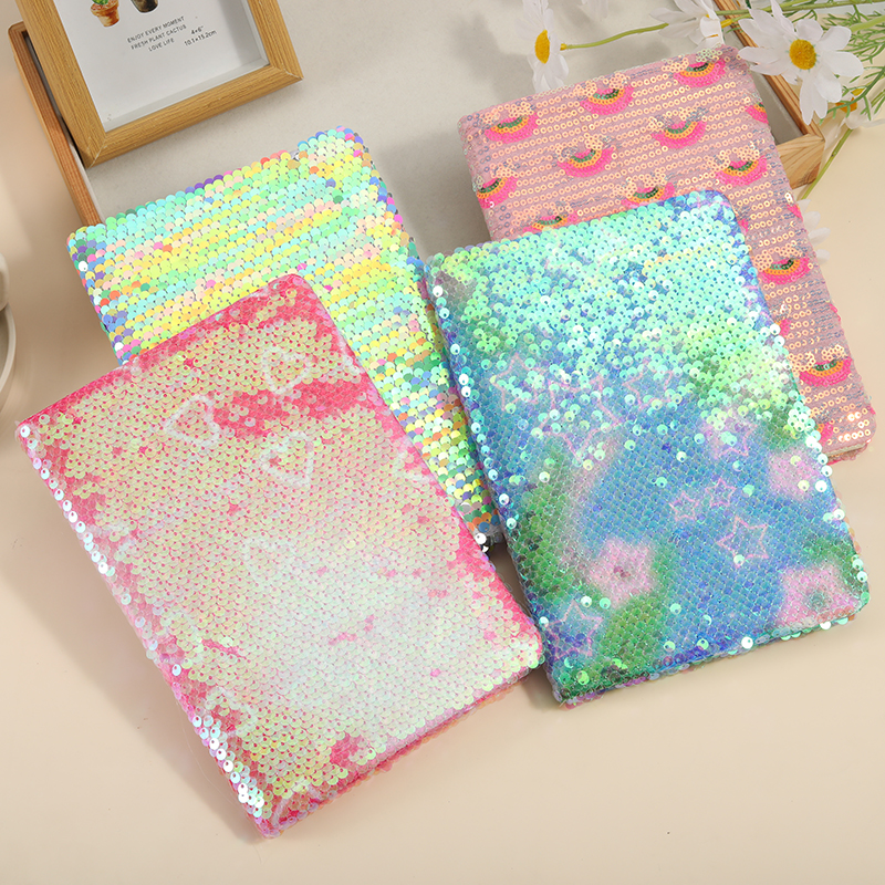 1 A flip sequin notebook with 160 pages inside, suitable for casual notes and daily logs-it can be used for planning and other purposes.