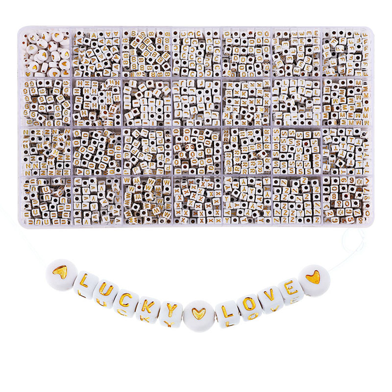 5MM小方块 黑色金色字体A-Z英文字母 28格套盒 珠子 3000颗左右 diy手工串珠手链项链钥匙扣手机链 饰品配件