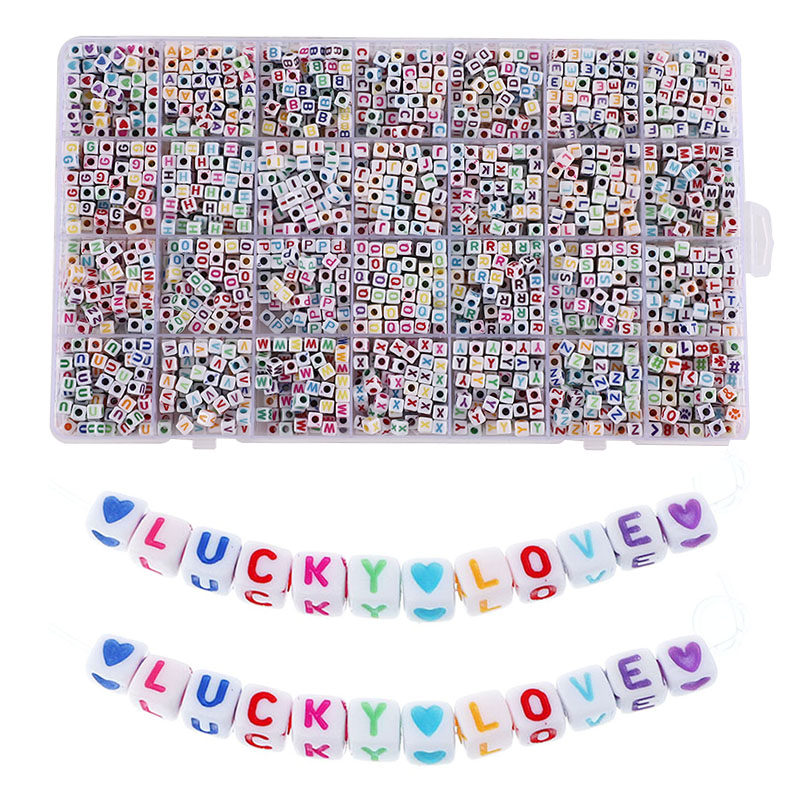 5MM小方块 彩色字体A-Z英文字母 28格套盒 珠子 3000颗左右 diy手工串珠手链项链钥匙扣手机链 饰品配件