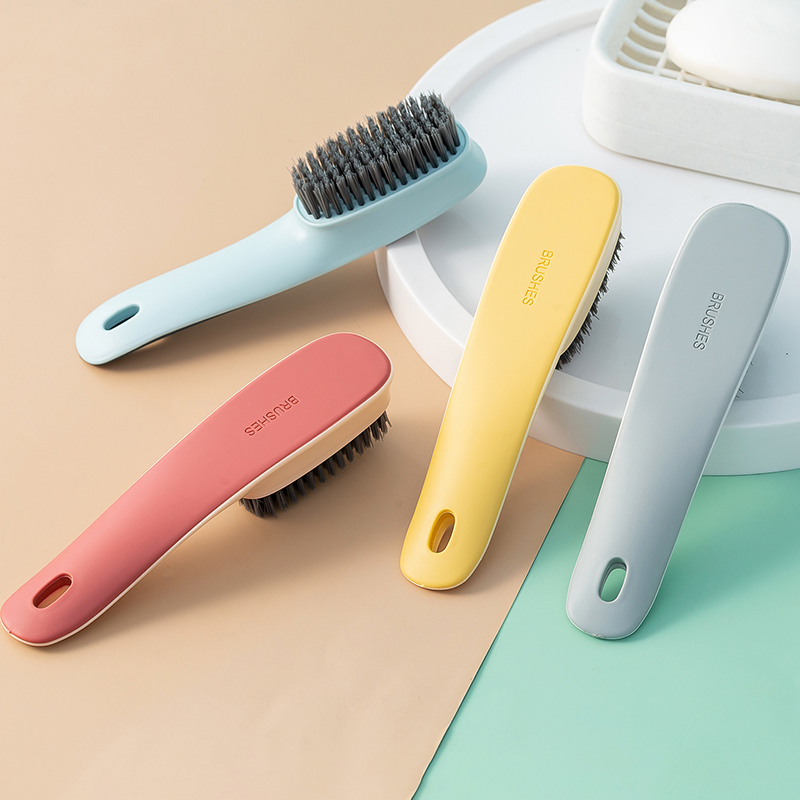 两把塑料鞋刷和洗衣刷 - 家居清洁工具 - 用于去除污渍的鞋刷清洁刷、家用清洁洗衣刷和鞋刷、易于握持的家居清洁浴室刷