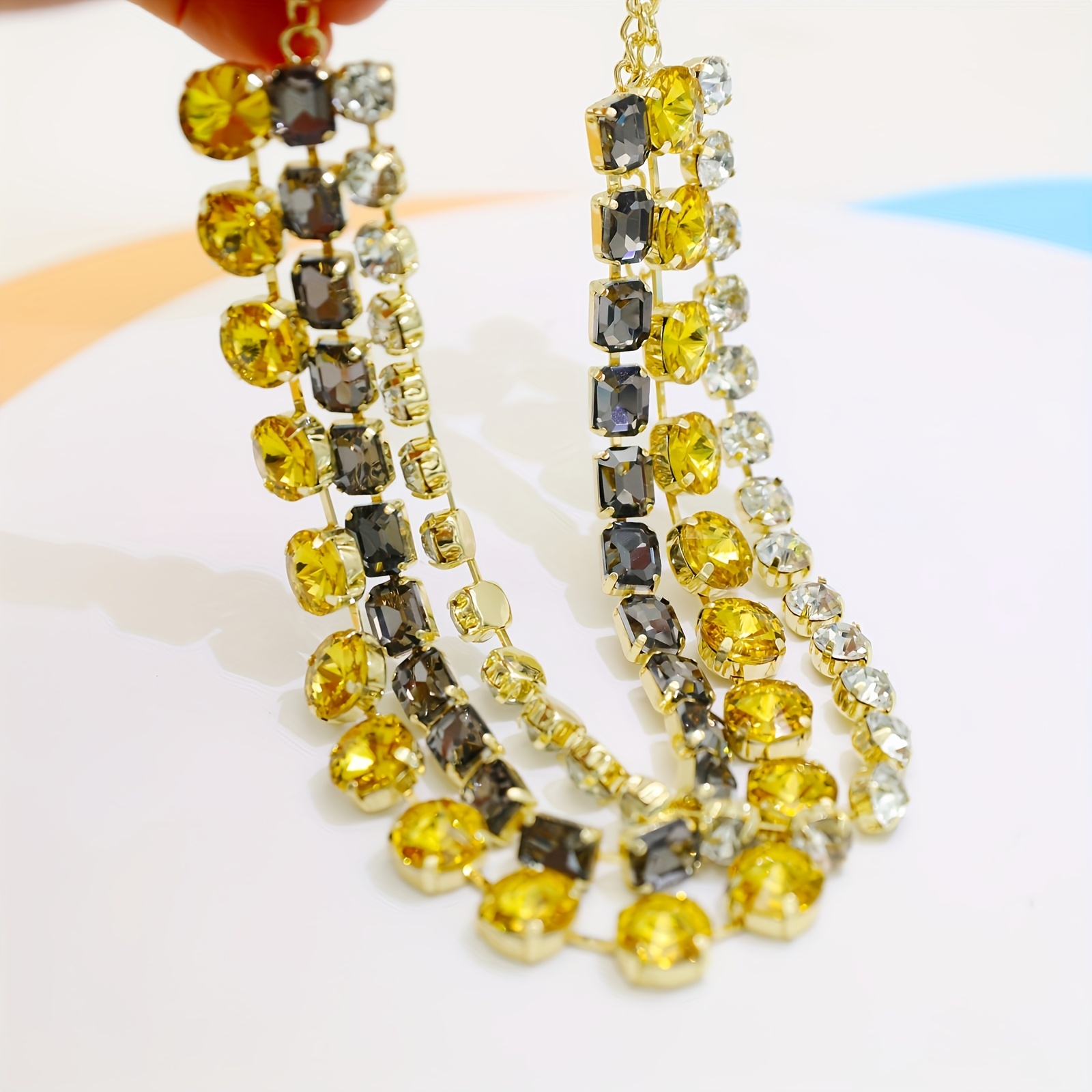 Bohemian style rhinestone pendant necklace, multi-layer imitation crystal beaded necklace and geometric color rhinestone ear damage, suitable for all kinds of business, travel, party, wedding and stage performance, as well as daily wear