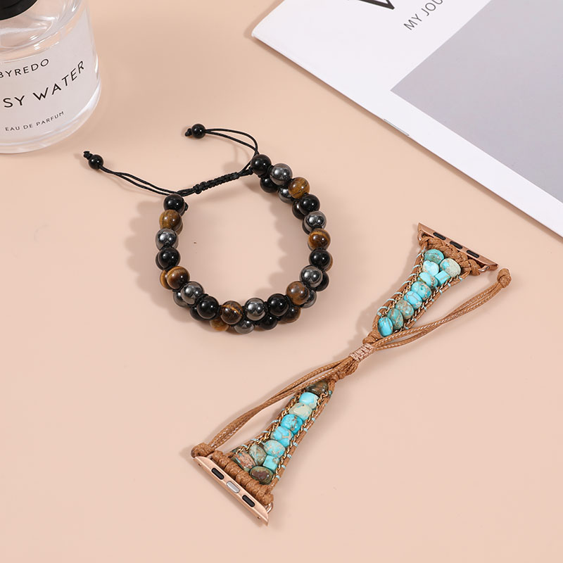 1件天然石串珠手链 + 手工编织彩石手表带套装 适用于日常个性穿搭、小众配饰收藏 手工设计 + 天然石元素 打造独特品味的潮流配饰组合