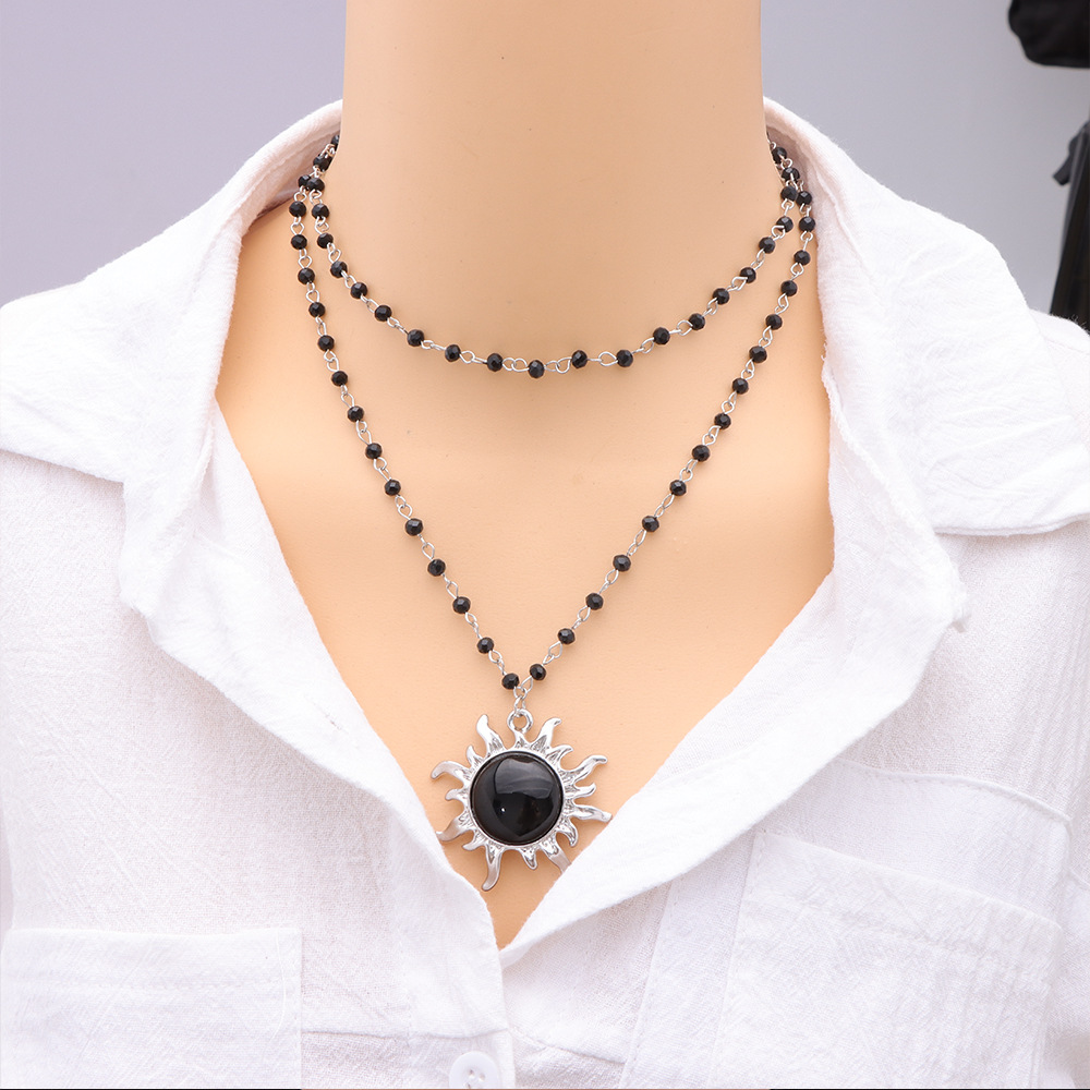 1 personalized sun pendant multi-layer necklace suitable for daily out-of-street retro style with overlapping design black bead elements to make the shape more personalized fashion jewelry
