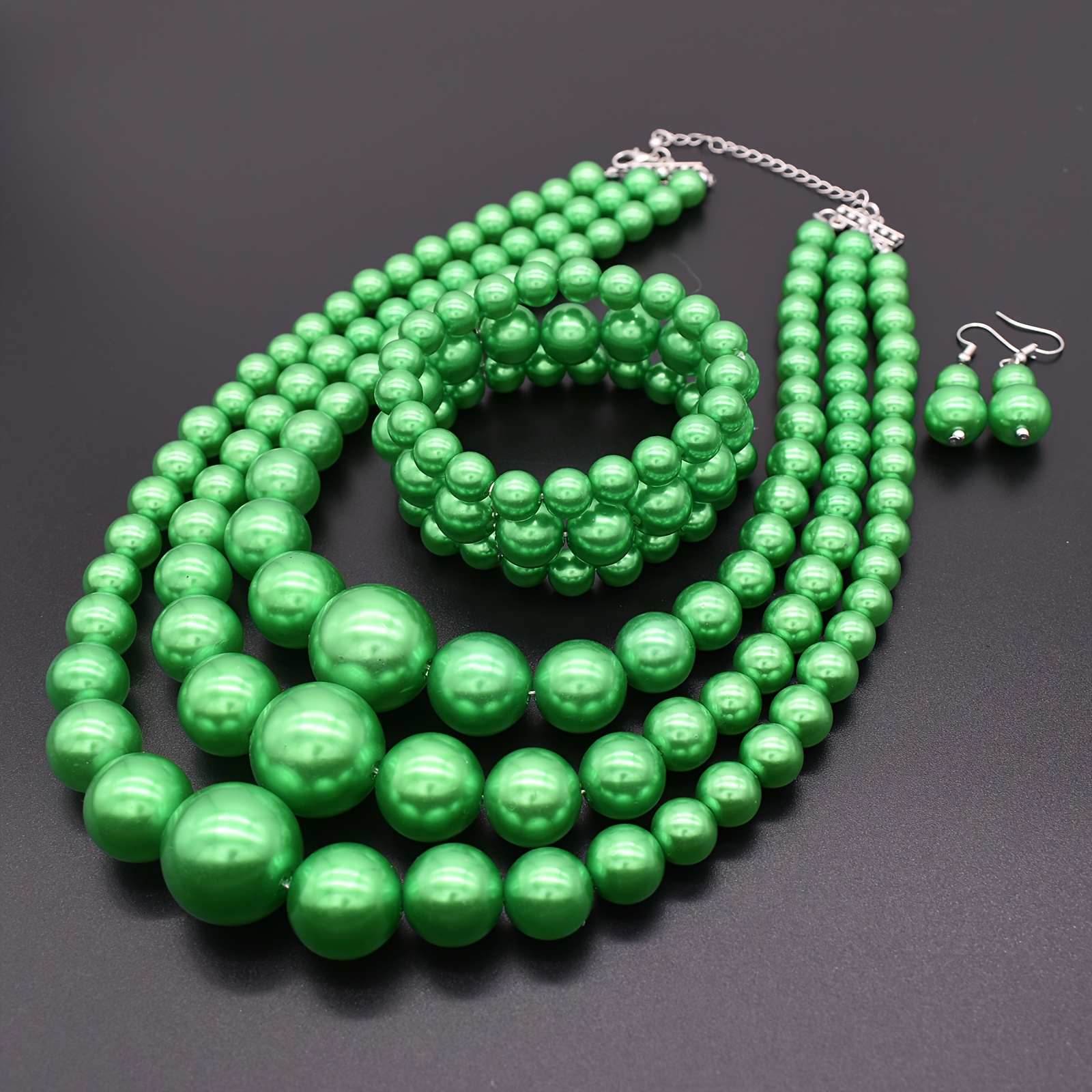 Women's jewelry set large pearl necklace, bracelet and earring set multi-strand pearl necklace clothing jewelry thick pearl women's necklace