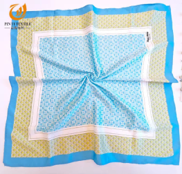 1pc fresh floral color matching silk small square towel, suitable for spring and summer wear and decoration, workplace commuting delicate sense, daily style upgrade all-match item