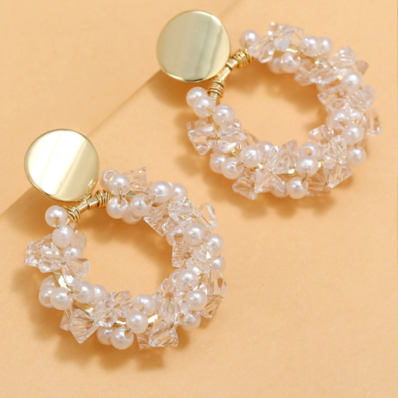 French retro Pearl Crystal circle earrings Women's Light luxury elegant handmade beaded earrings advanced earring