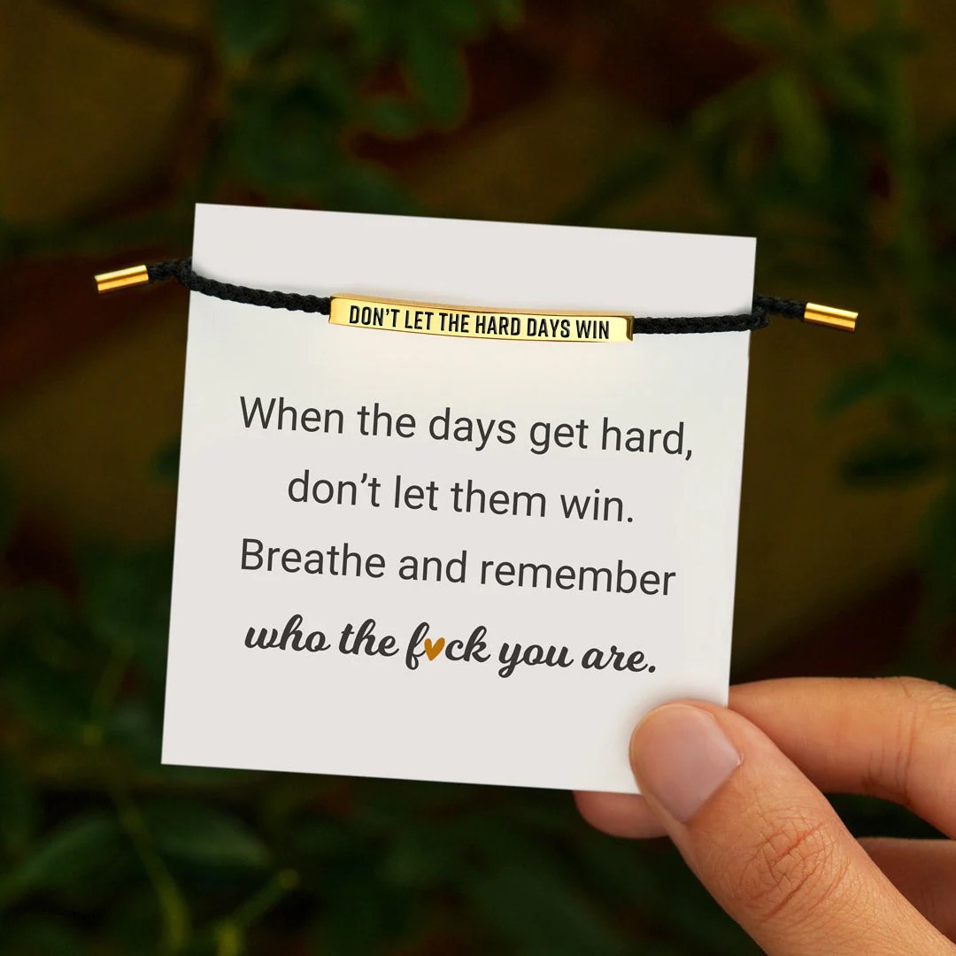 亚马逊新款战胜困难DONT LET THE HARD DAYS WIN可拉缩管状手链