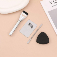 四件套不锈钢面部化妆工具套装 - 腮红粉、平头粉底刷、化妆盘、色彩混合棒，最佳化妆选择