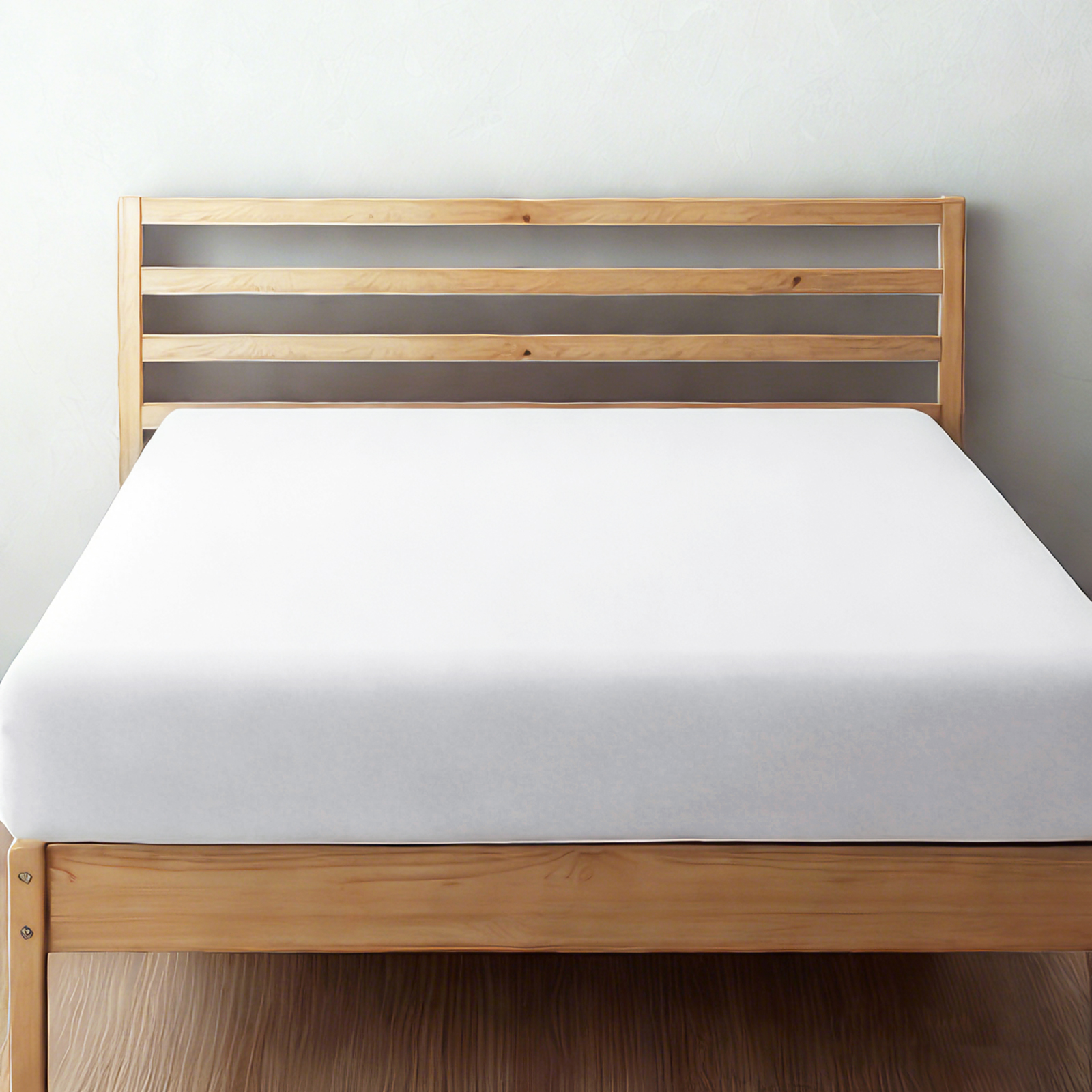 超细纤维床笠，超柔软耐用，抗皱、防褪色、防污渍，深口袋设计，白色