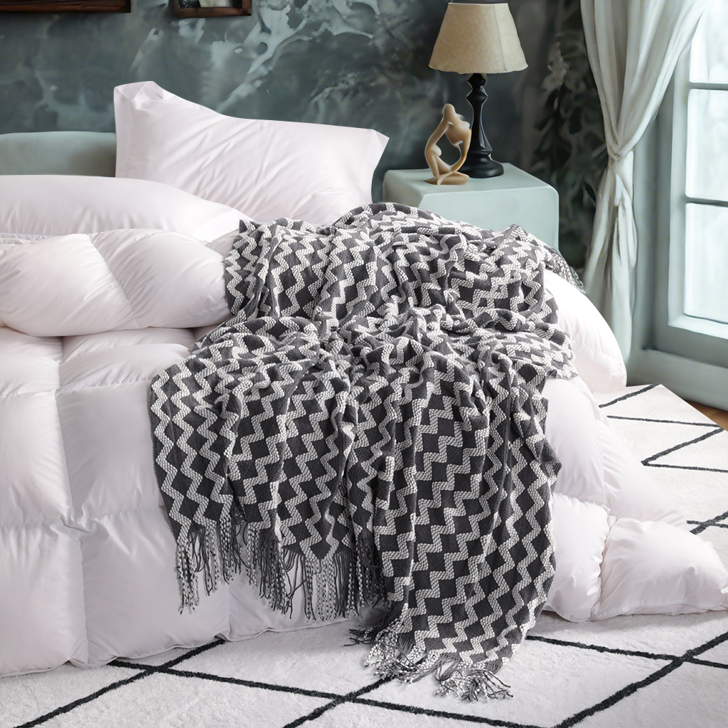 带流苏的轻型腈纶针织毯，柔软舒适的编织装饰毯，适用于旅行、沙发、床、沙发