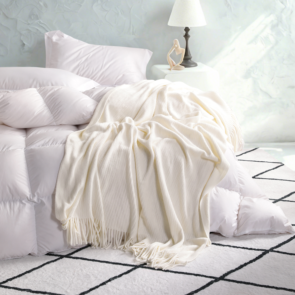 带流苏的轻型腈纶针织毯，柔软舒适的编织装饰毯，适用于旅行、沙发、床、沙发