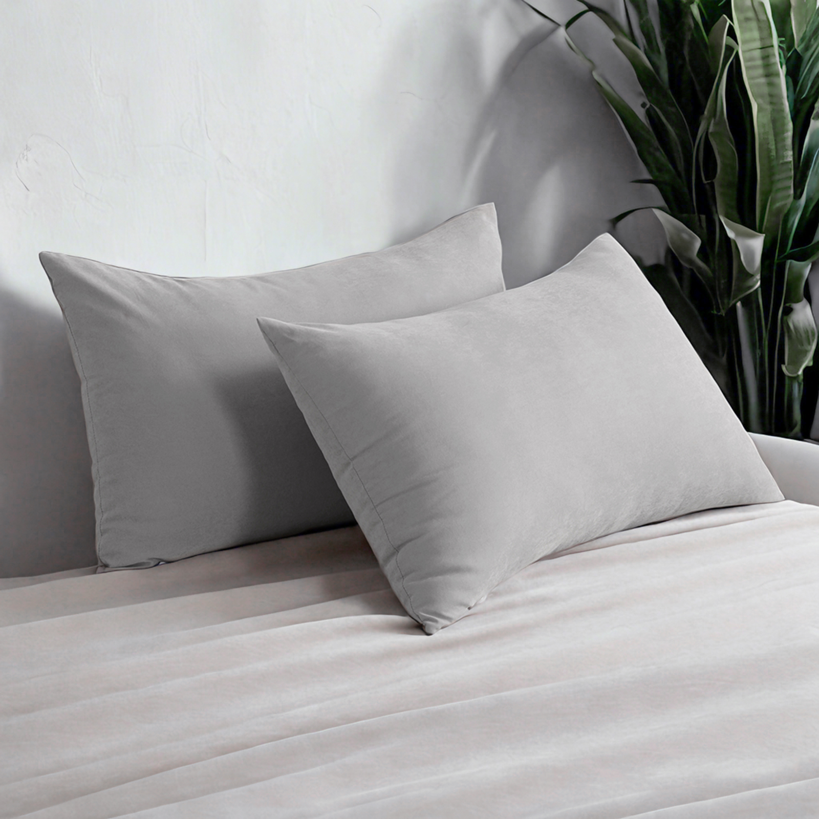 2 包羽绒替代品枕头，柔软而有支撑力，可机洗，非常适合仰睡、腹睡或侧睡者