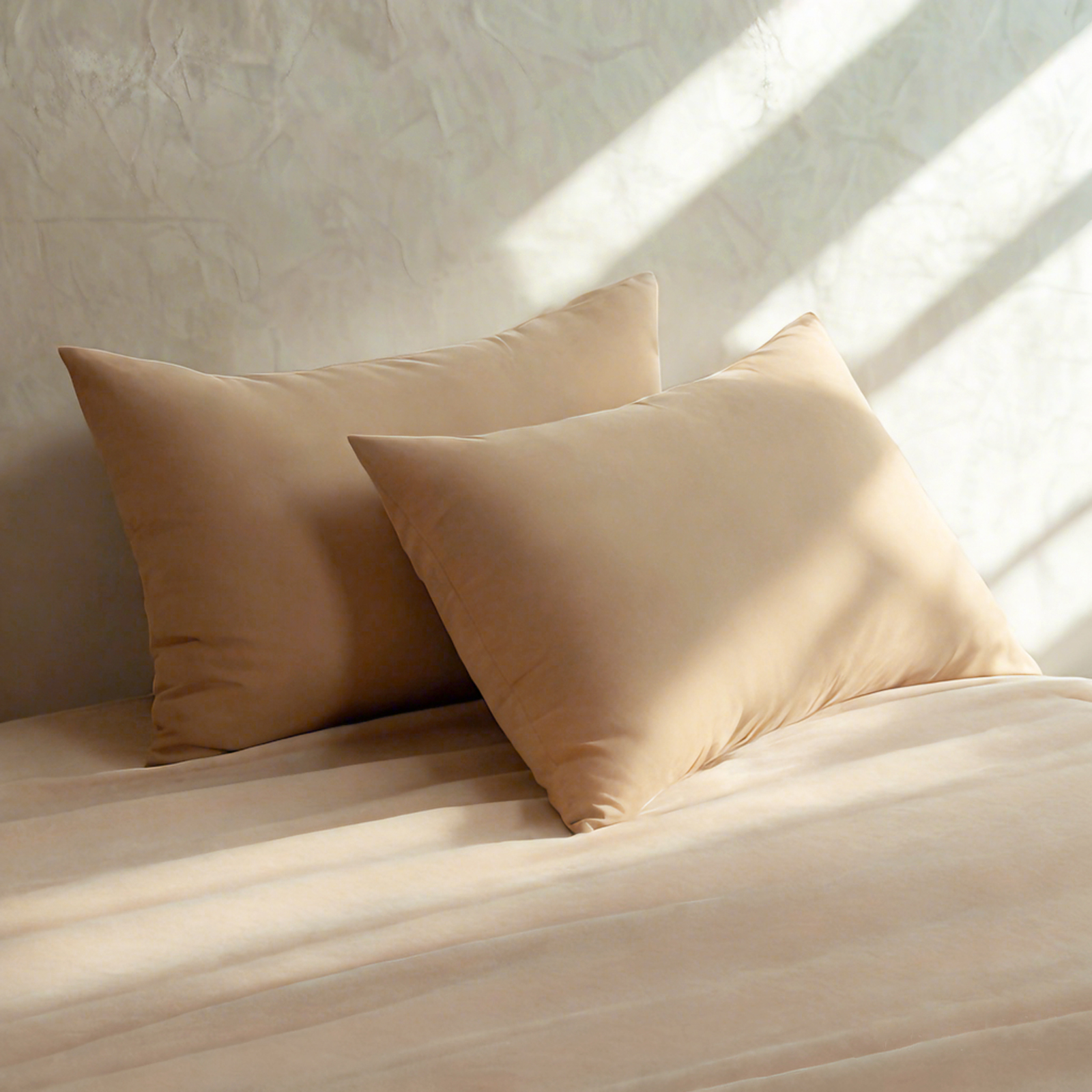 2 包羽绒替代品枕头，柔软而有支撑力，可机洗，非常适合仰睡、腹睡或侧睡者