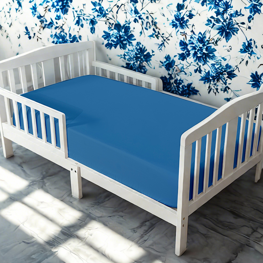 柔软超细纤维婴儿床床笠，舒适惬意的婴儿床床笠，适用于婴儿床和幼儿床垫