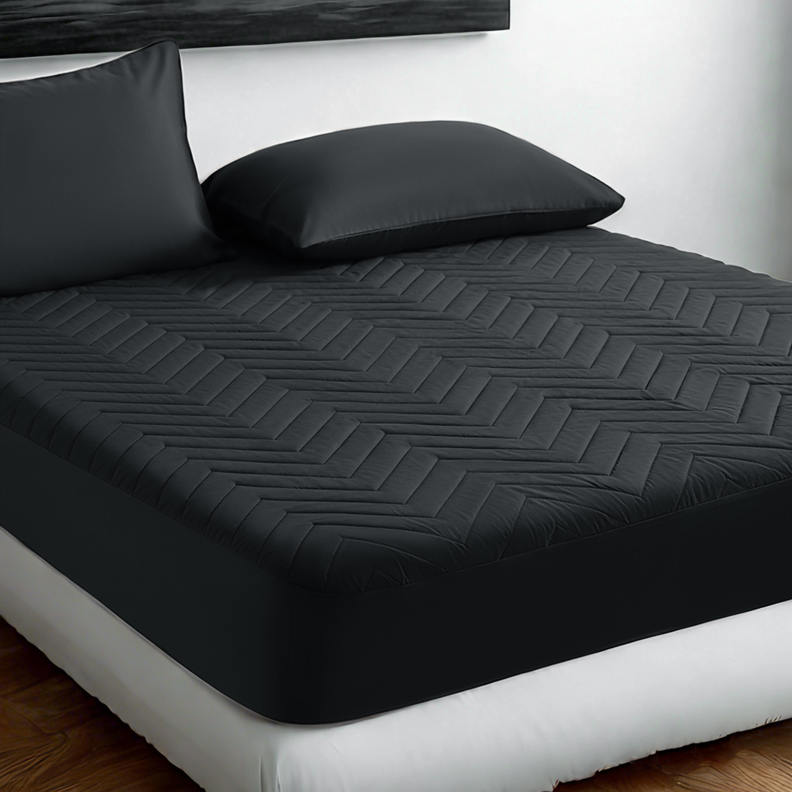 防水床垫保护套 - 带 15 英寸深袋的绗缝床垫罩，柔软透气，可机洗，黑色