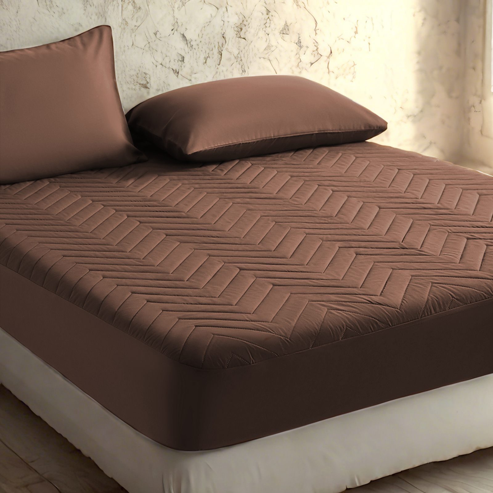 Waterproof Fitted Mattress Protector - Quilted Mattress Cover with 15