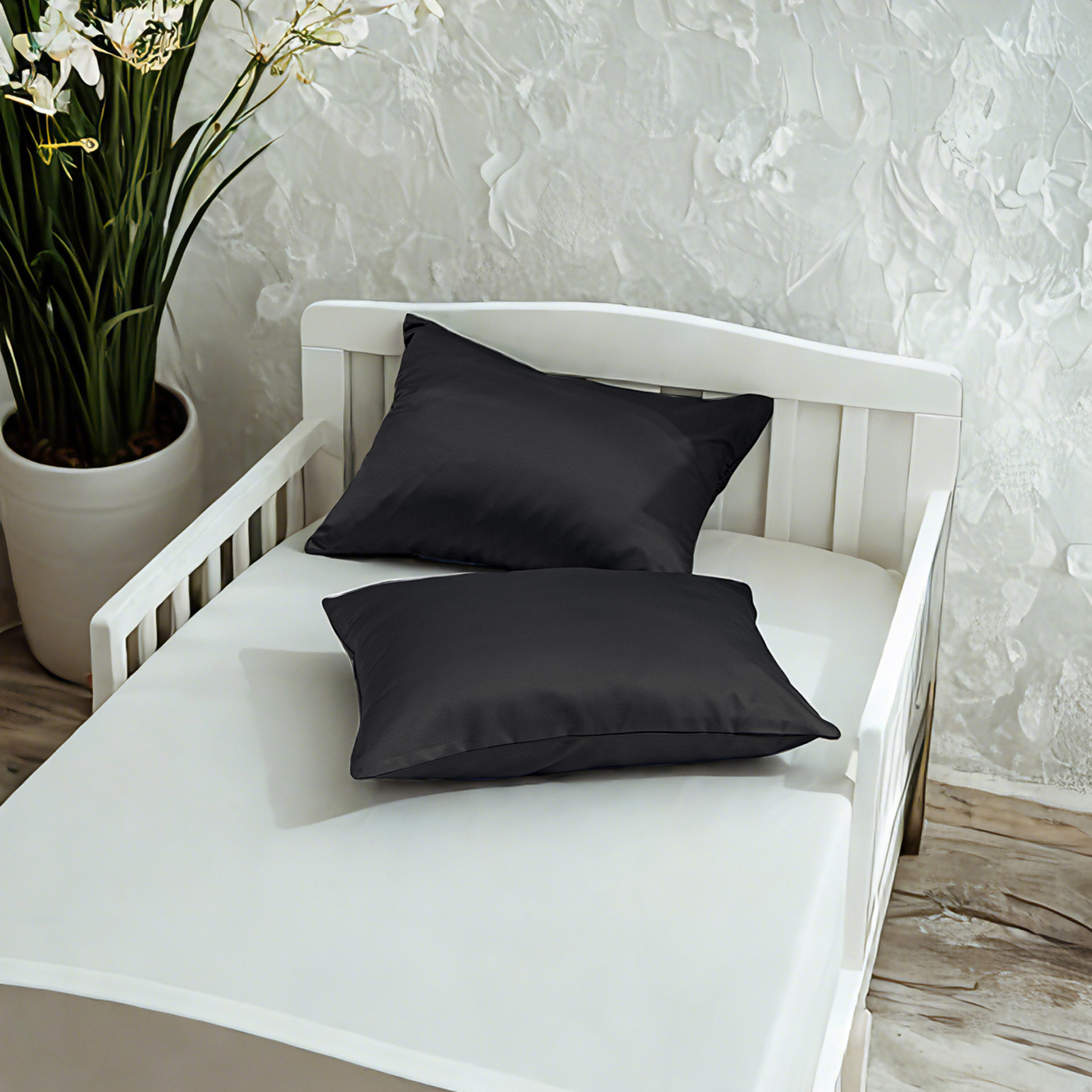 2个豪华如丝绸般色丁幼儿枕套，柔软平滑的婴儿枕套，带隐藏式拉链