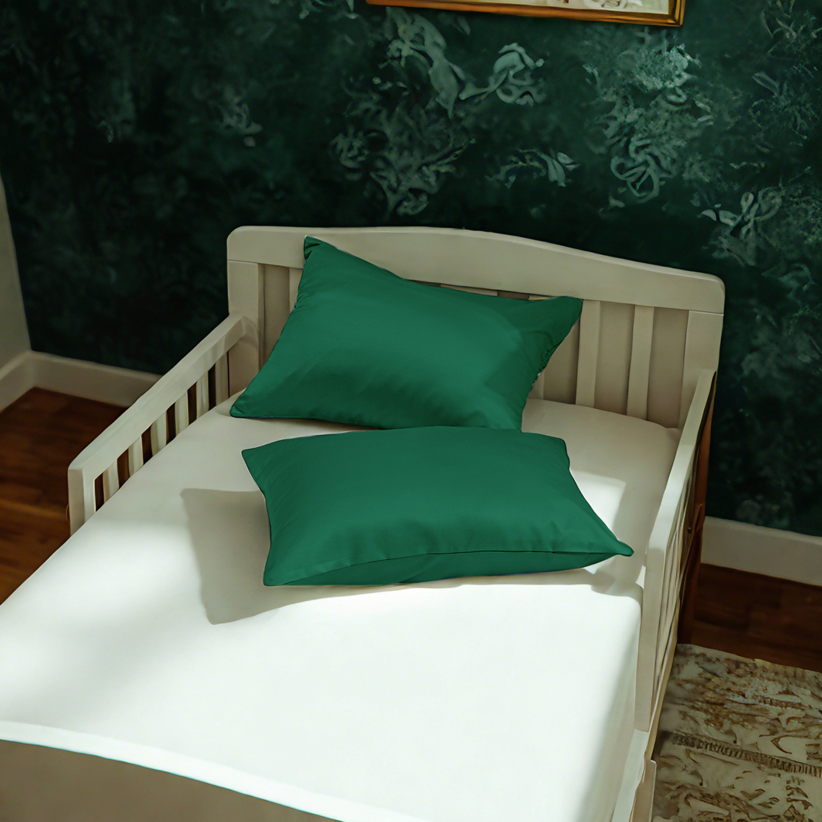 2个豪华如丝绸般色丁幼儿枕套，柔软平滑的婴儿枕套，带隐藏式拉链