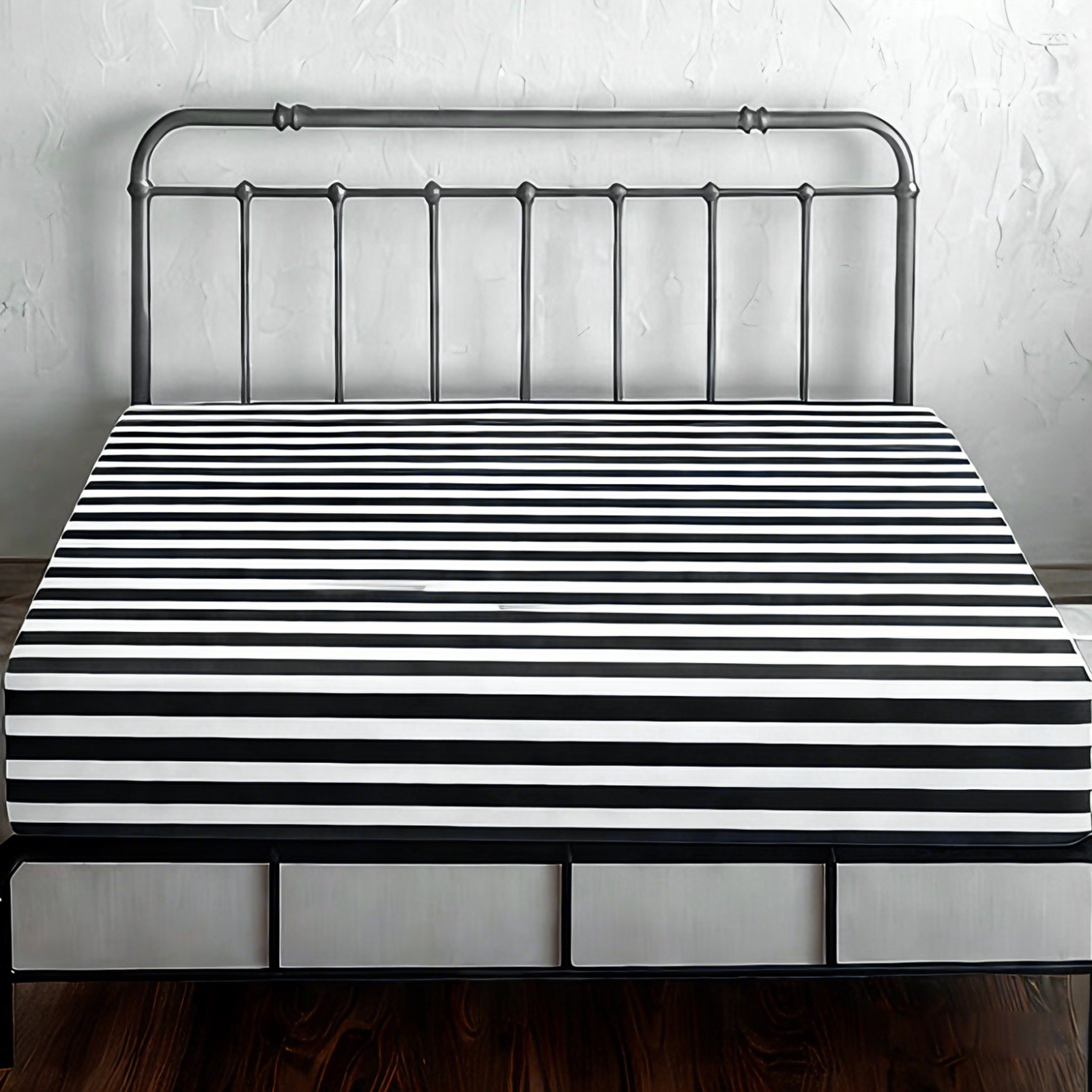 超细纤维床笠，超柔软耐用，抗皱、防褪色、防污渍，深口袋设计，黑白条纹