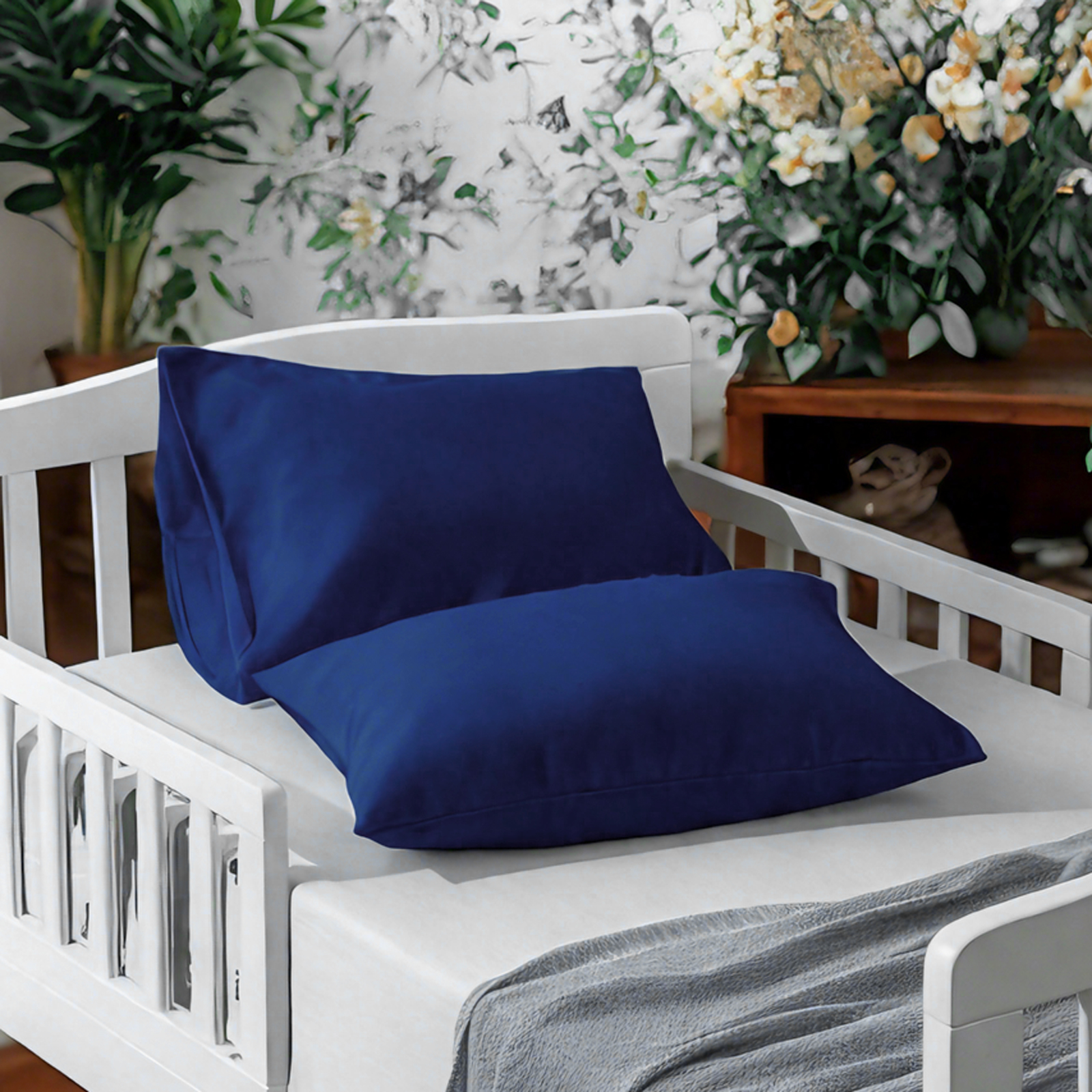 2 Microfiber Toddler Pillowcases, Super Soft and Cozy Baby Pillowcases，envelope closure and zipper closure