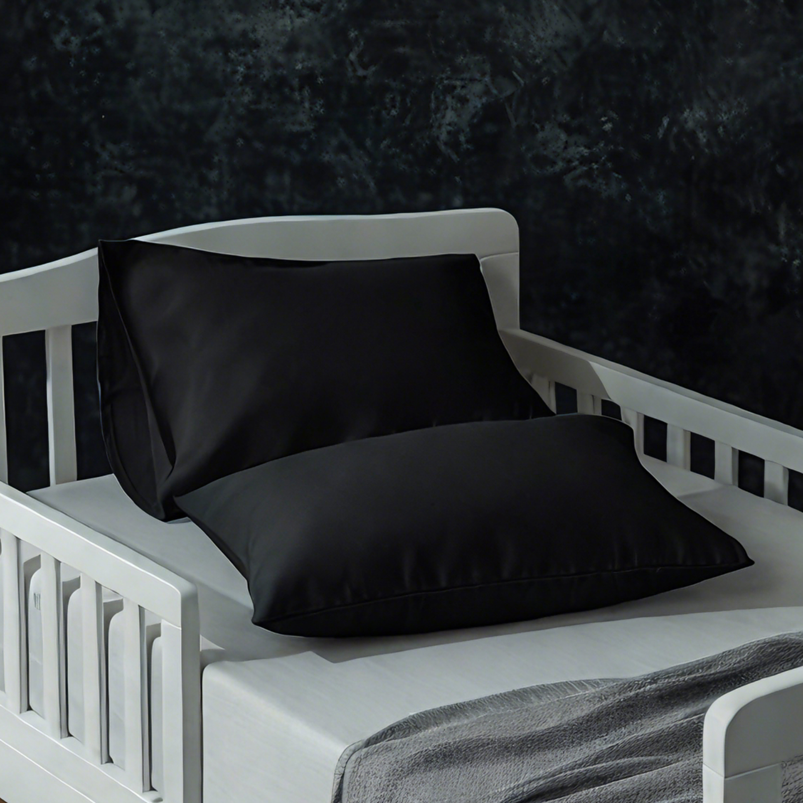 2 Microfiber Toddler Pillowcases, Super Soft and Cozy Baby Pillowcases，envelope closure and zipper closure