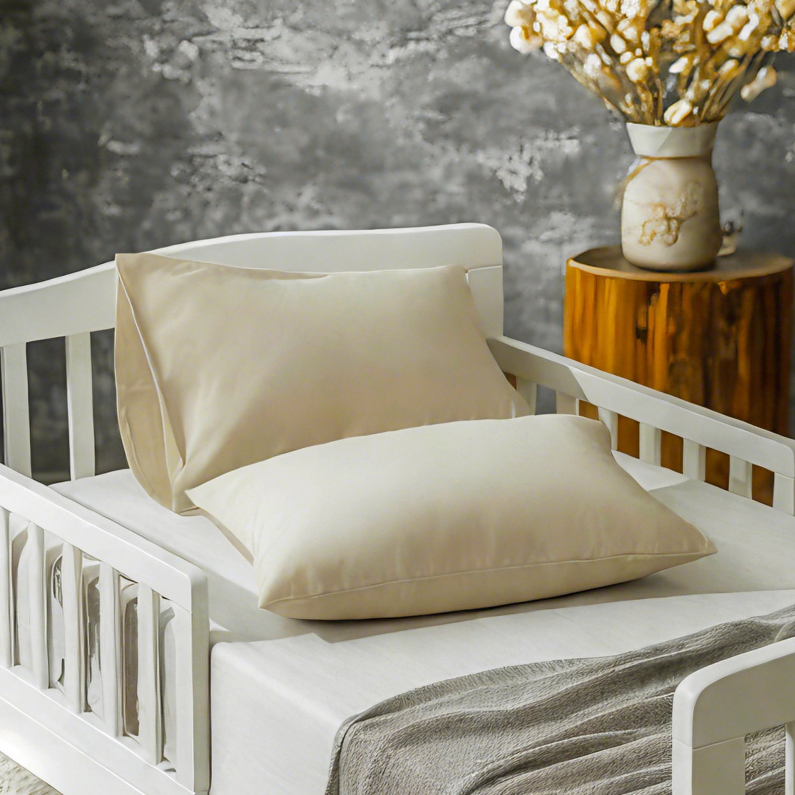 2 Microfiber Toddler Pillowcases, Super Soft and Cozy Baby Pillowcases，envelope closure and zipper closure