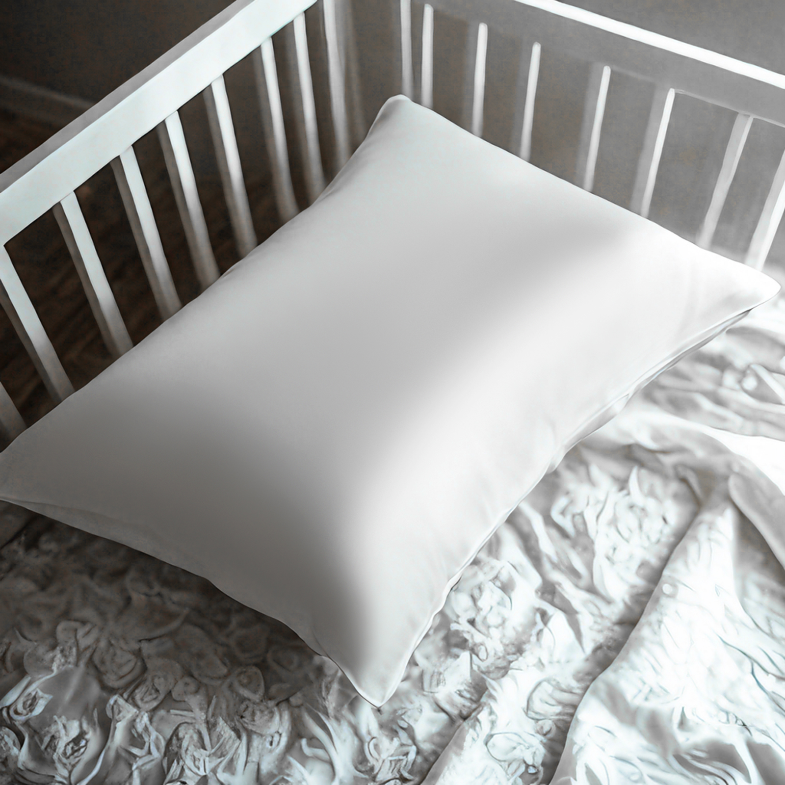 1个桑蚕丝幼儿枕套，带拉链，适用于头发和皮肤，100% 天然蚕丝