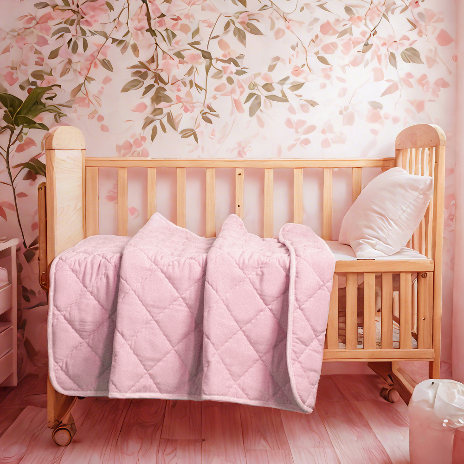 轻巧羽绒替代品幼儿被，温暖柔软的婴儿绗缝毯子