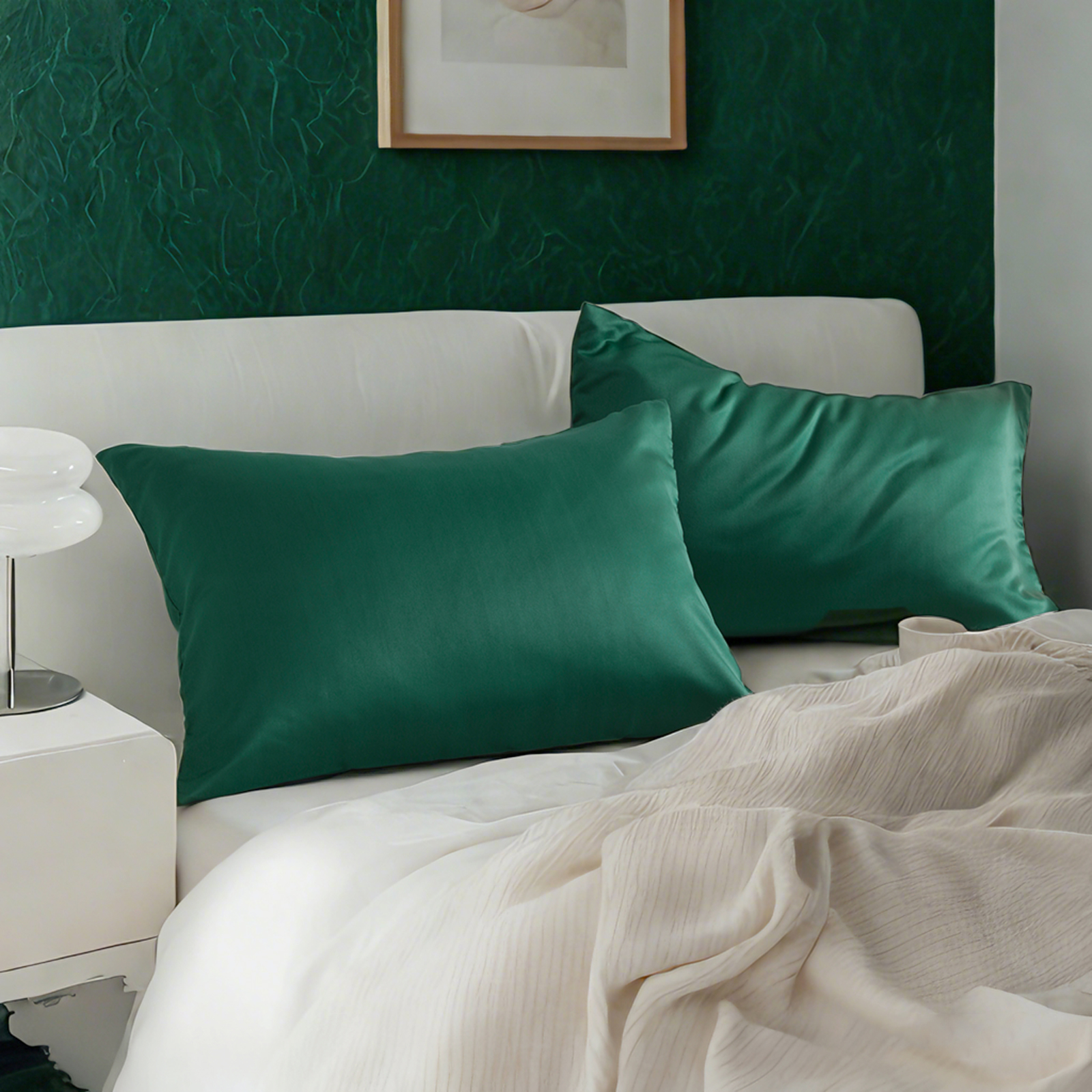 2个豪华色丁枕套，带隐藏式拉链的护发护肤枕套