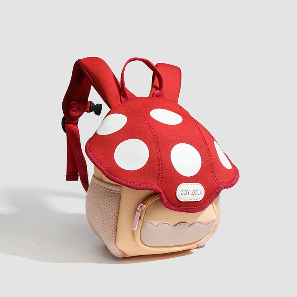 幼儿园书包男女宝宝出游背包卡通轻便新款旅行包