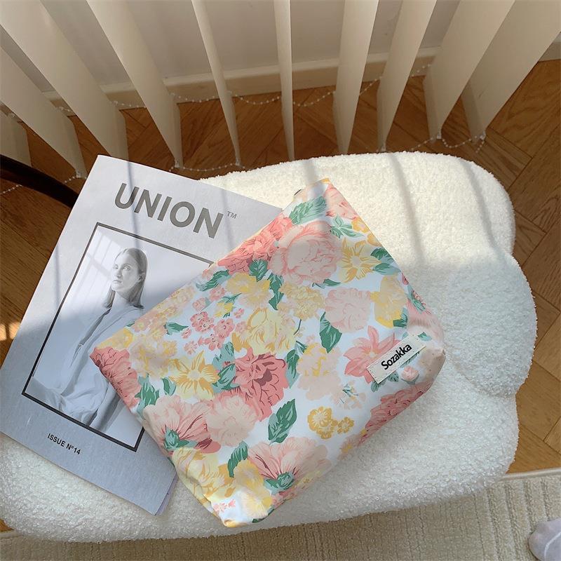 文艺清新碎花棉布化妆包日系手拿包便携杂物收纳袋口红包