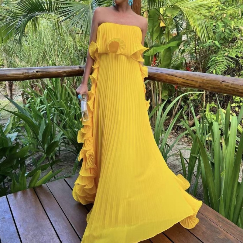 压褶裹胸大摆连衣裙