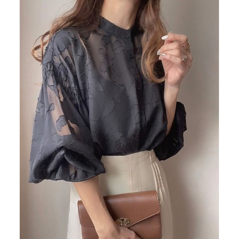 新款前后穿花朵提花灯笼袖透明衬衫