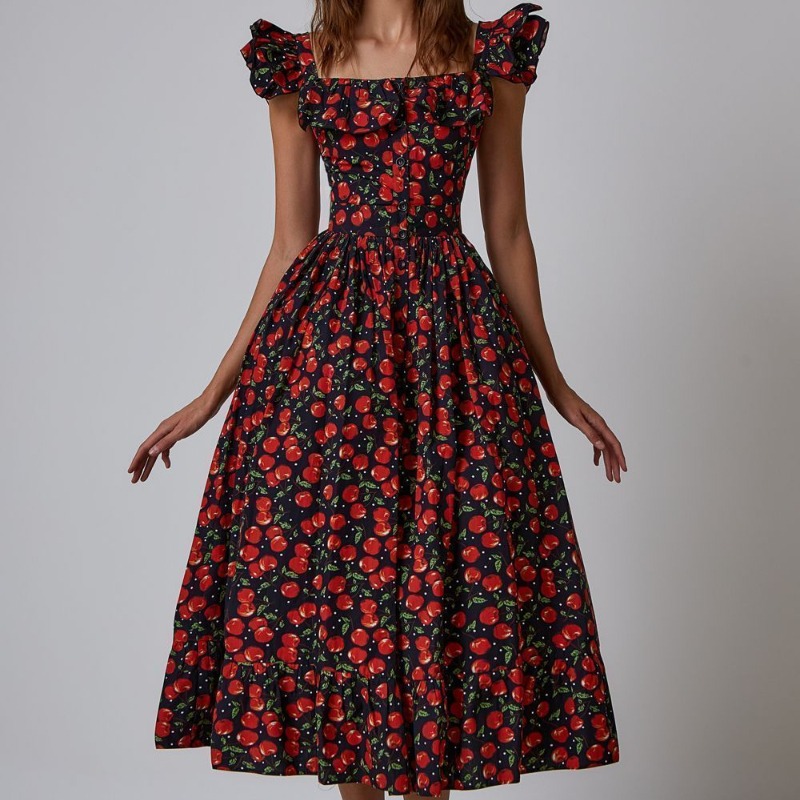 时尚法式方领碎花连衣裙收腰显瘦海边度假泡泡袖长裙