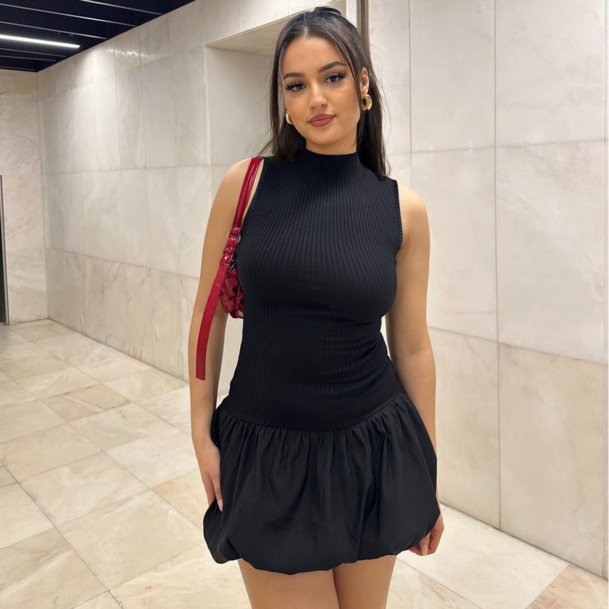 欧美女装2025夏季新品时尚性感后背镂空修身拼接褶皱连衣裙女