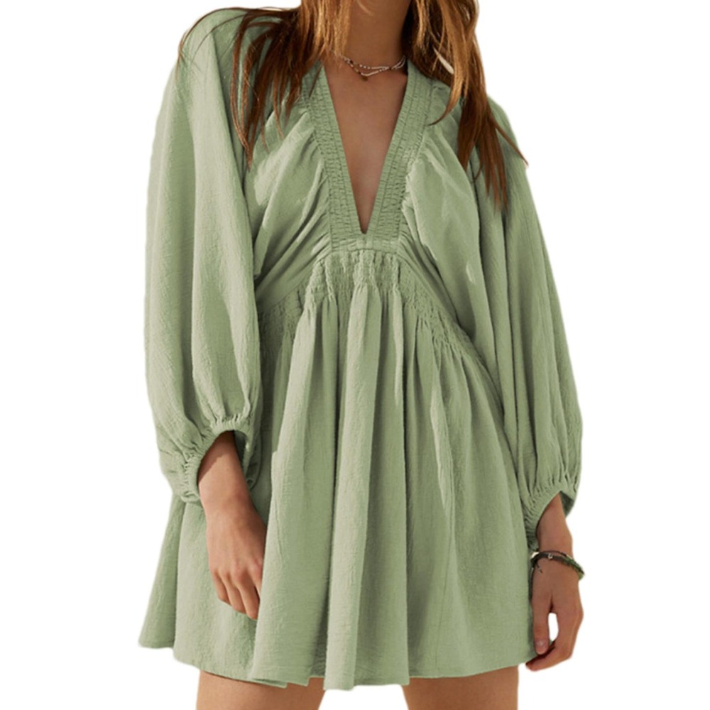 女装A字沙滩短裙V领长袖百褶连衣裙