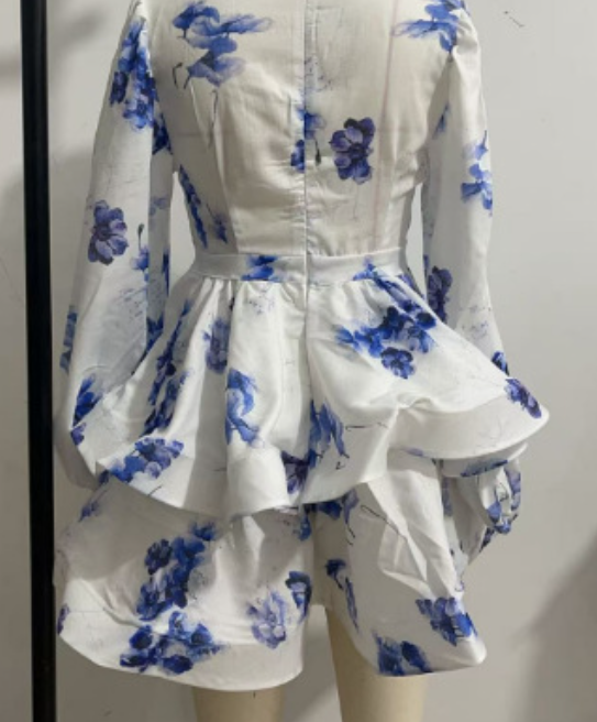 女性印花深v领闪光袖迷你连衣裙修身拉链a线褶边下摆度假派对