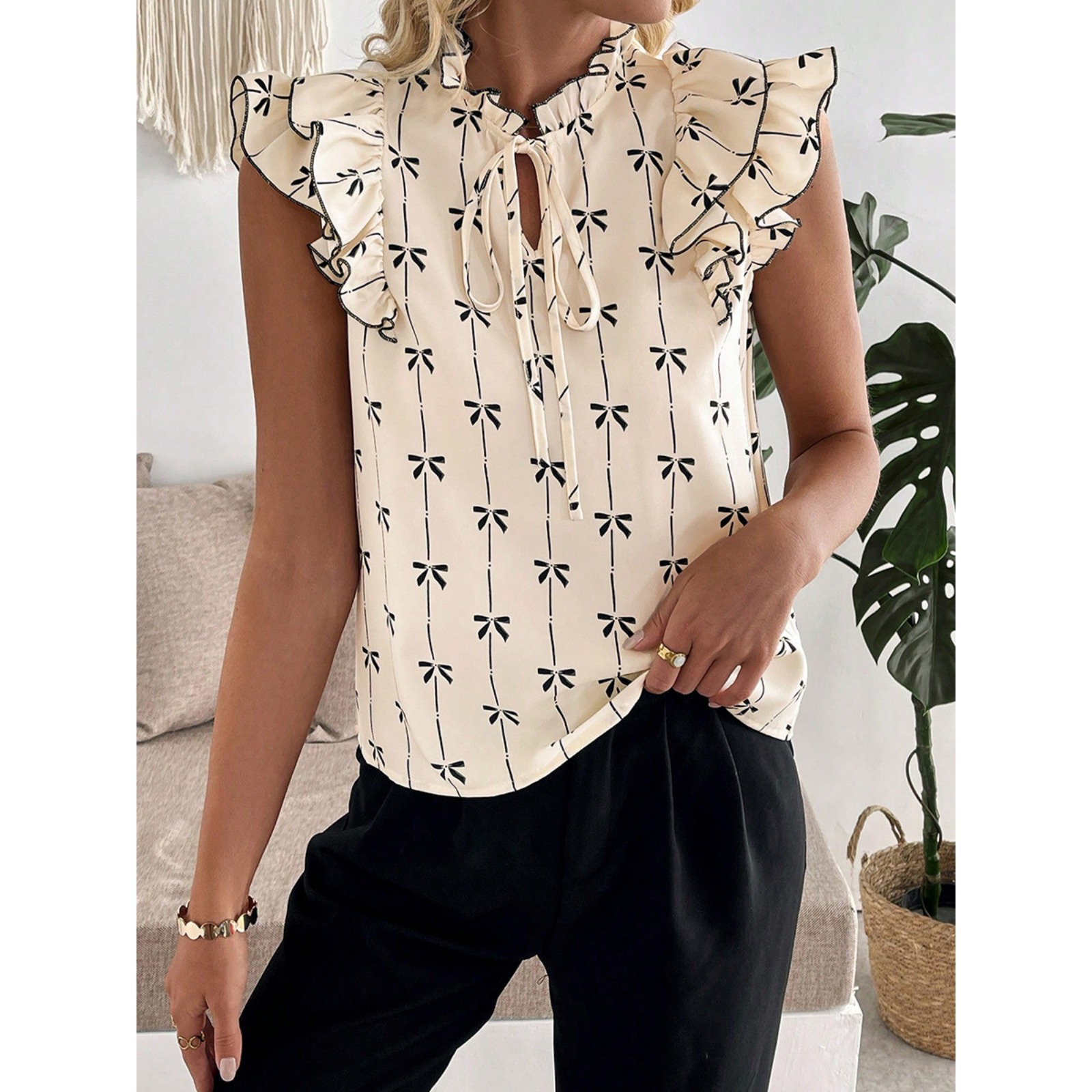 Women's Ruffled Sleeveless Pullover Top with Drawstring Lace Neckline & Peasant Blouse Design Sweet Casual Summer Shirt