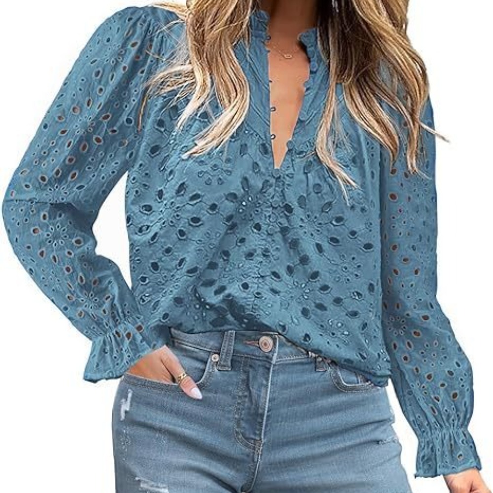 女式秋季上衣时尚喇叭长袖休闲V 领纽扣镂空蕾丝刺绣衬衫