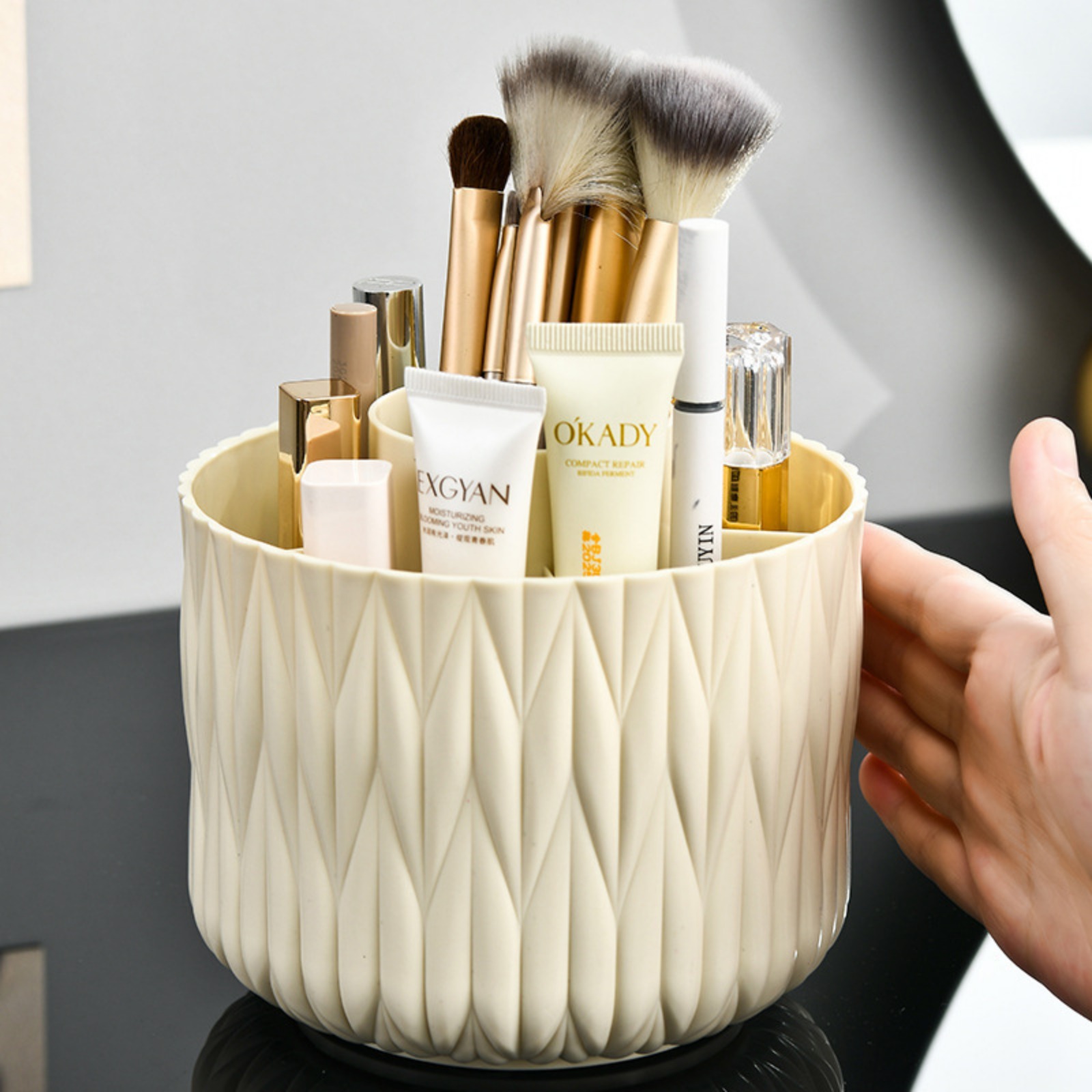 奶油风多功能收纳盒 - 化妆品、文具整理神器，桌面整洁