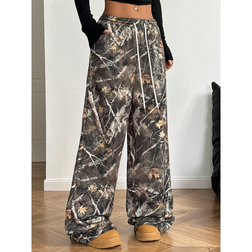 Women's Elastic Waist Drawstring Camo Pants Wide Leg Floor Length Trousers with Pocket Y2K Trendy Loose Slim Joggers Sweatpant Casual Baggy Camouflage Pant for Teens   