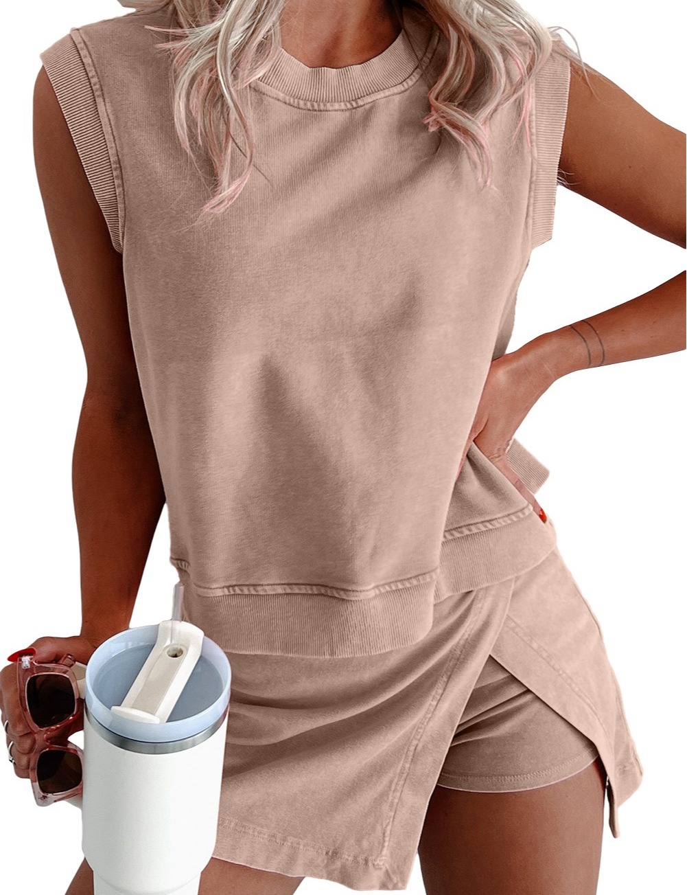 Women's Solid Color Cotton Short-Sleeve T-Shirt & Pants Casual Set Comfy & Stylish Two-Piece Ensemble