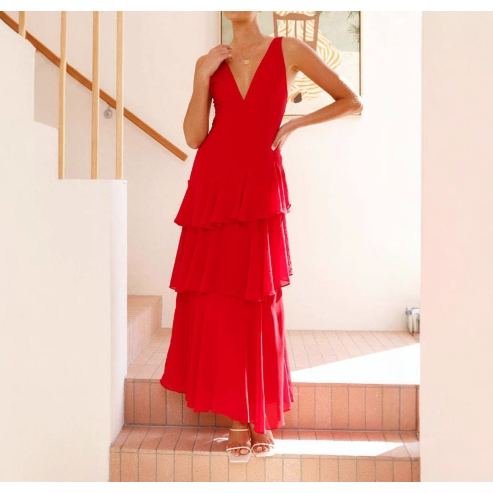 纯欲风网红爆款夏法式蛋糕裙子女气质无袖v领连衣裙