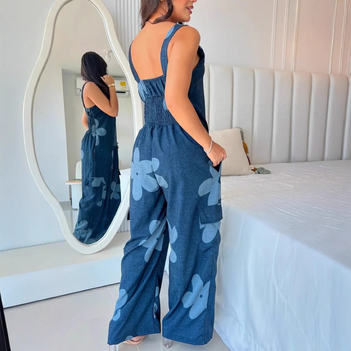 新款透气舒适休闲时尚印花吊带裤背带裤宽松连体女长裤