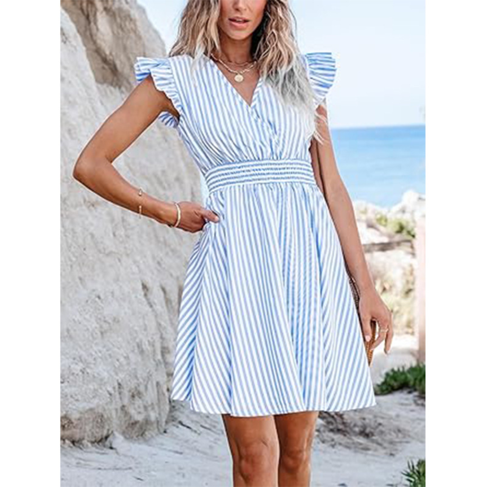 A字型短裙V领蝴蝶袖条纹缩褶腰部款条纹连衣裙