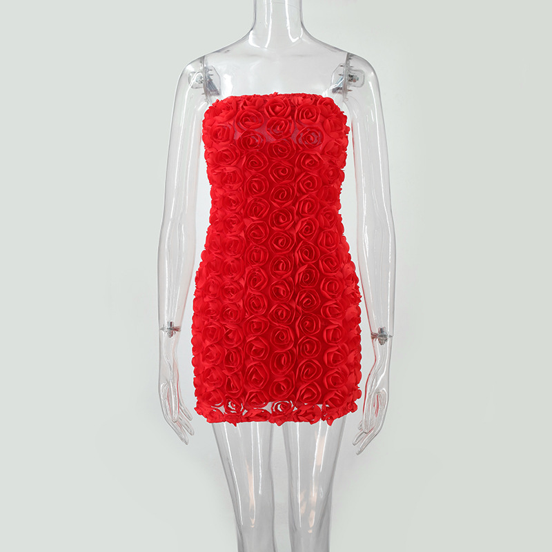 欧美风2025新款女装时尚性感辣妹纯欲百搭立体花朵抹胸包臀连衣裙