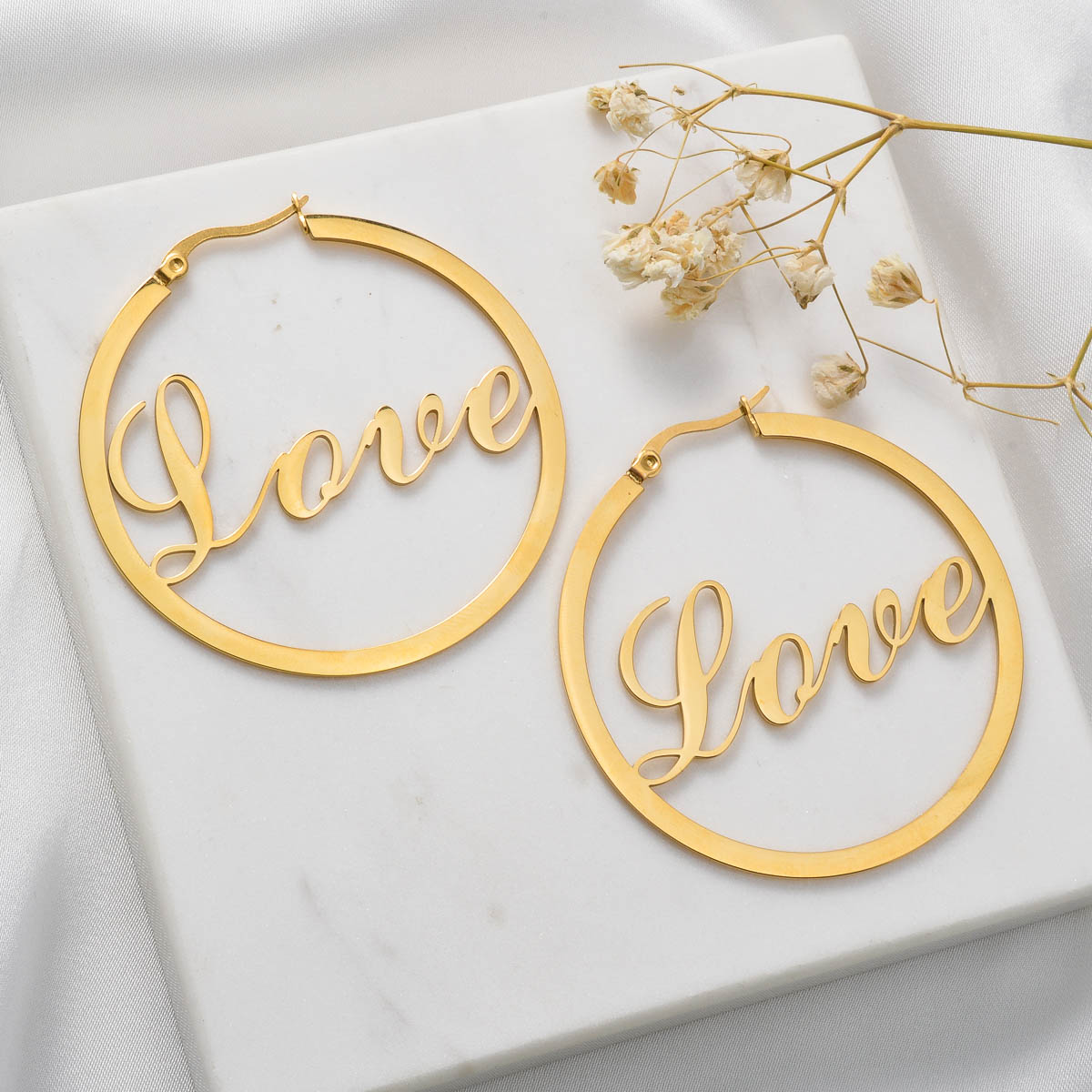 1 pair of earrings classic fashion LOVE women's stainless steel earrings