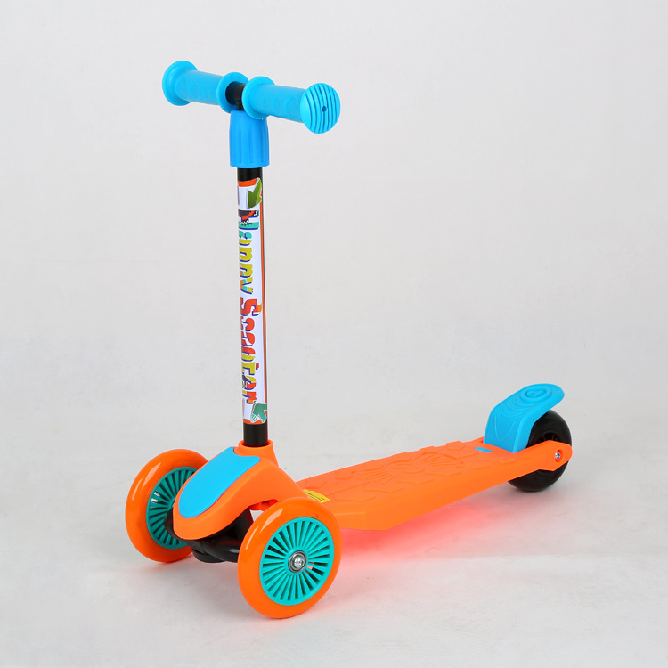 外贸亚马逊新款儿童滑板车卡通宝宝玩具可升降三轮踏板车厂家直供